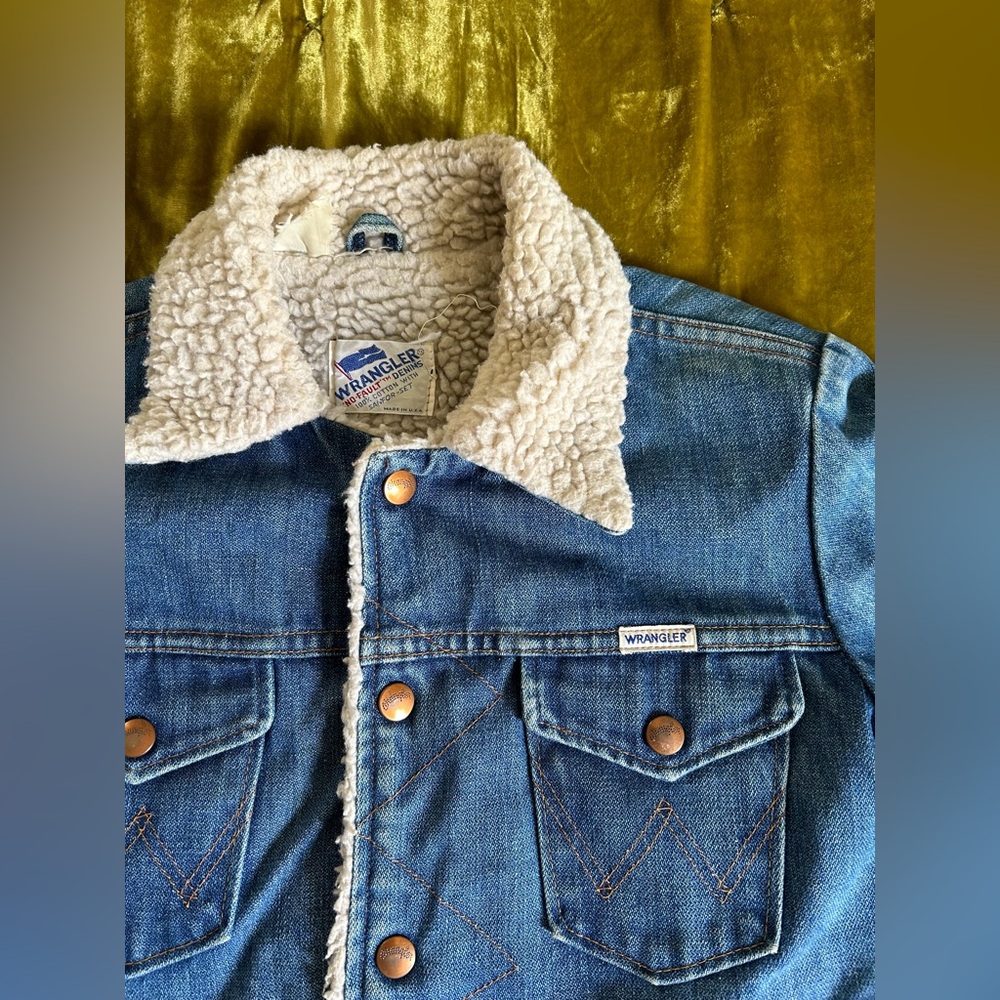 Vintage sherpa lined Wrangler denim jacket small